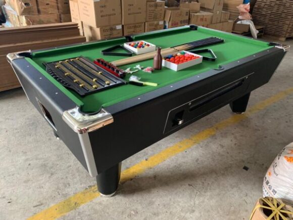 this is a product image showing front view Executive Billiard Table DQ-P033 8FT